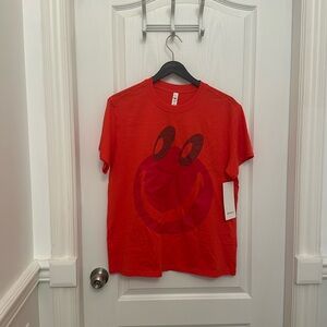 NWT Lululemon All Yours Tee *Graphic
Size 6
CRNR